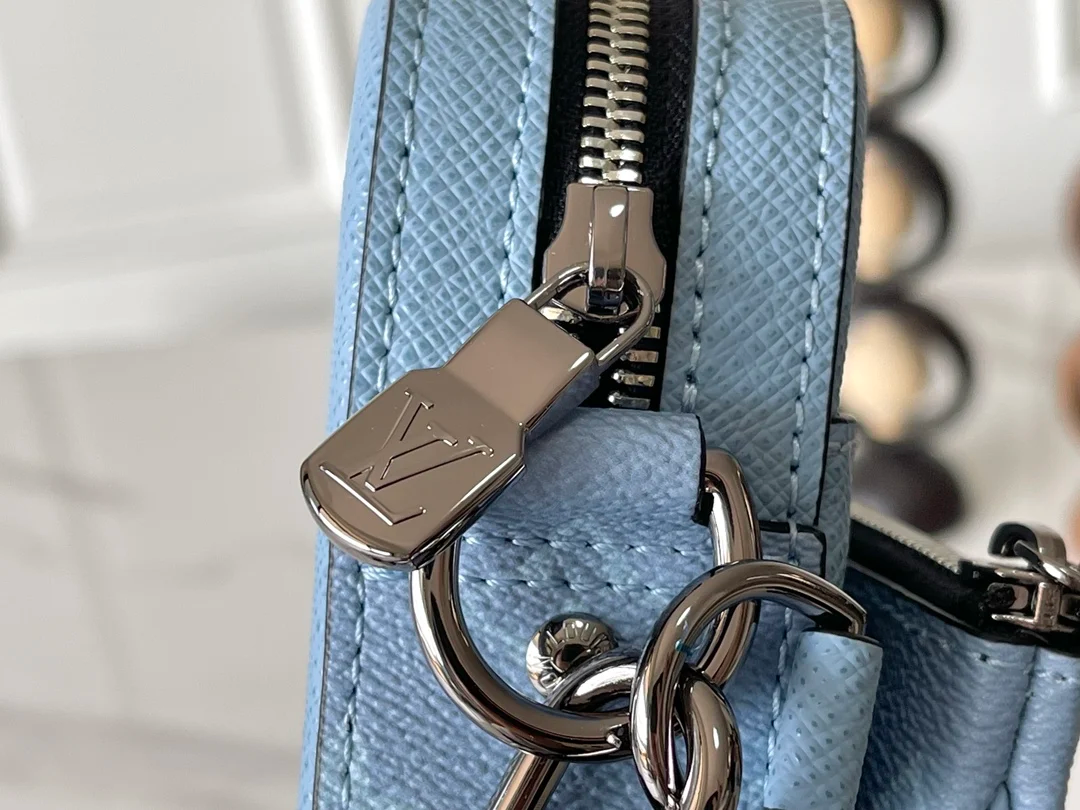 LV M14069 코팅 캔버스 남성용 메신저 백 - 상세 이미지 7개