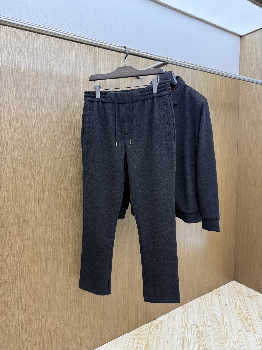 72573bf897f68.jpg