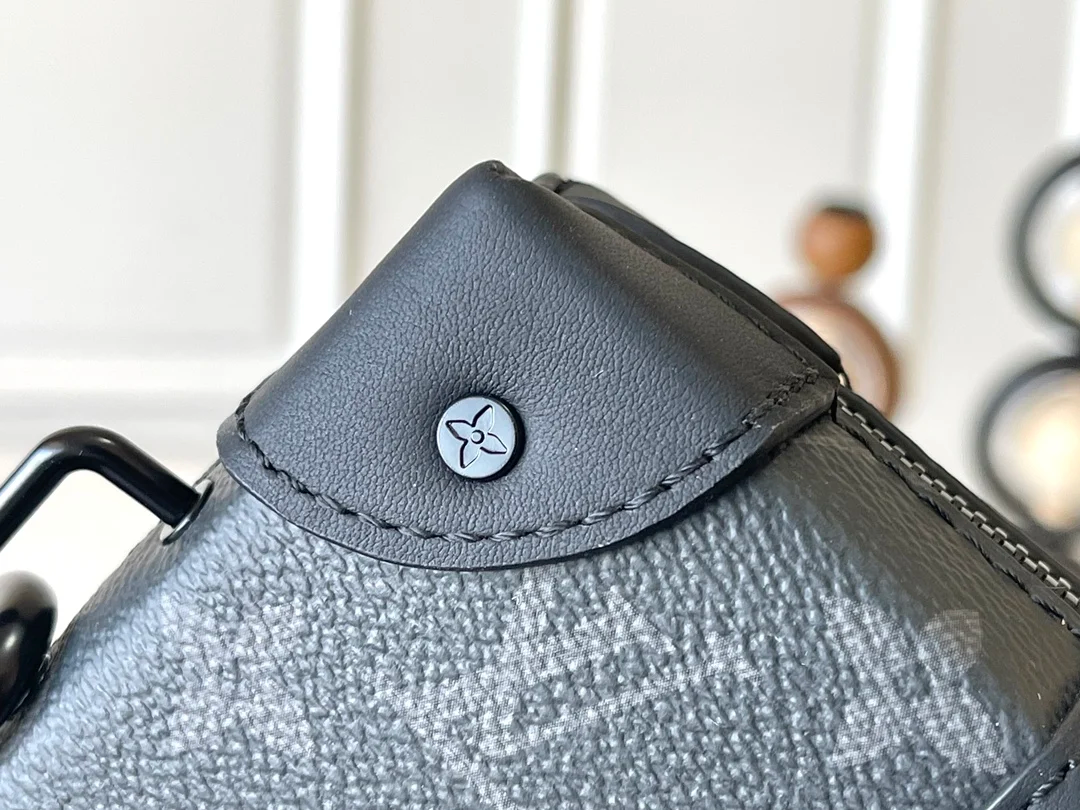 LV M69838 남성용 강화 모서리 핸드백 - 상세 이미지 5개