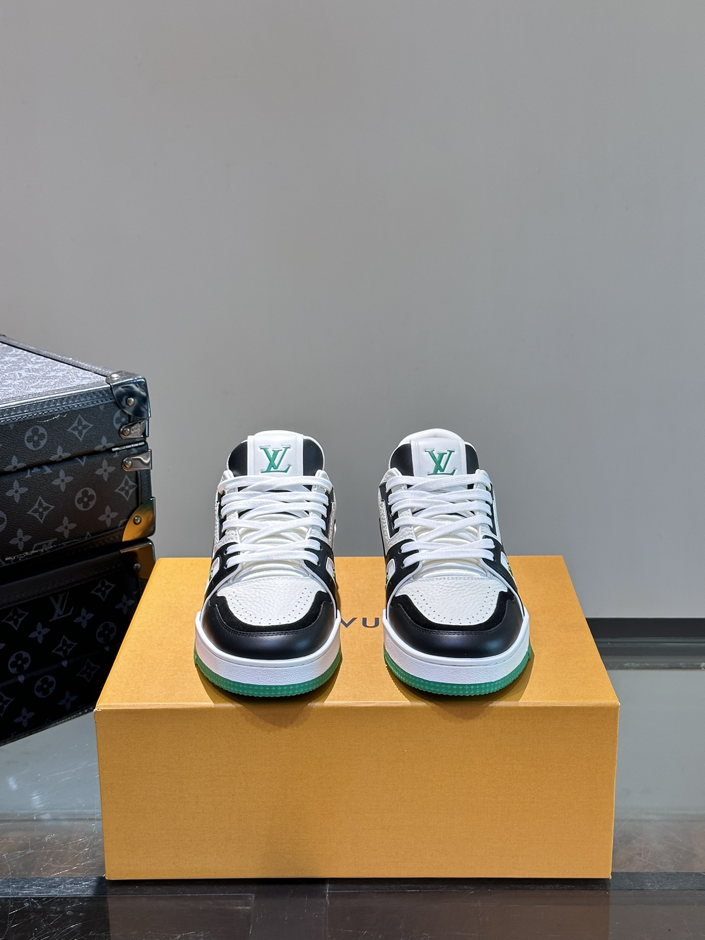 7cc0160880d45.jpg
