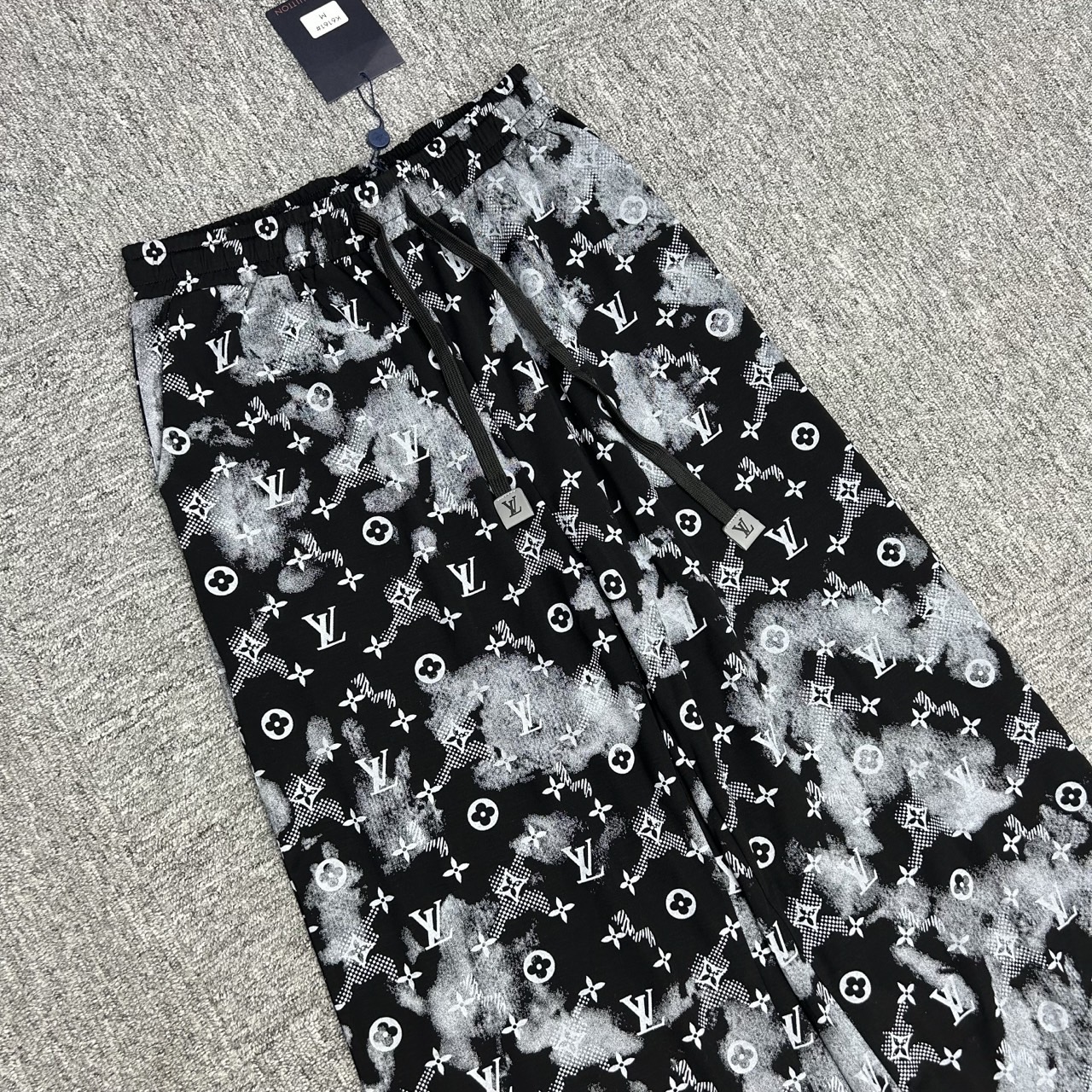81a61ead99002.jpg