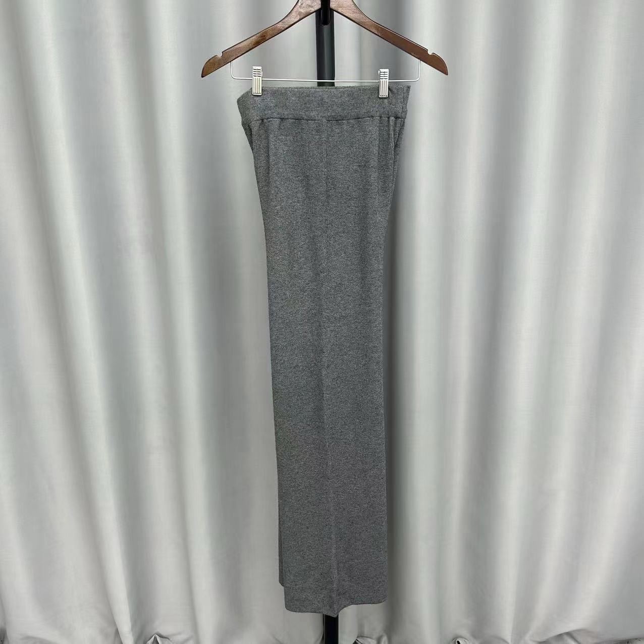 84d37632cc300.jpg