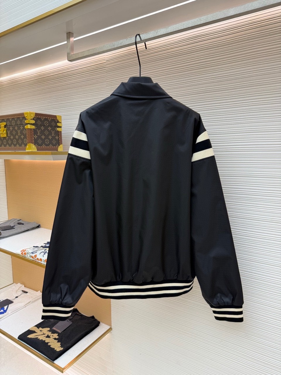 8bf995901b2b1.jpg