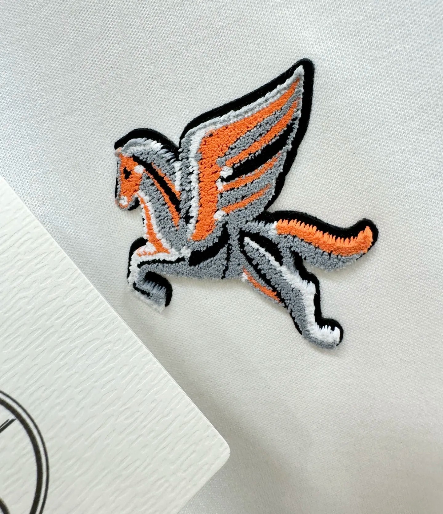 에르메스 2026 신상 반팔 티셔츠 - 상세 이미지 4장