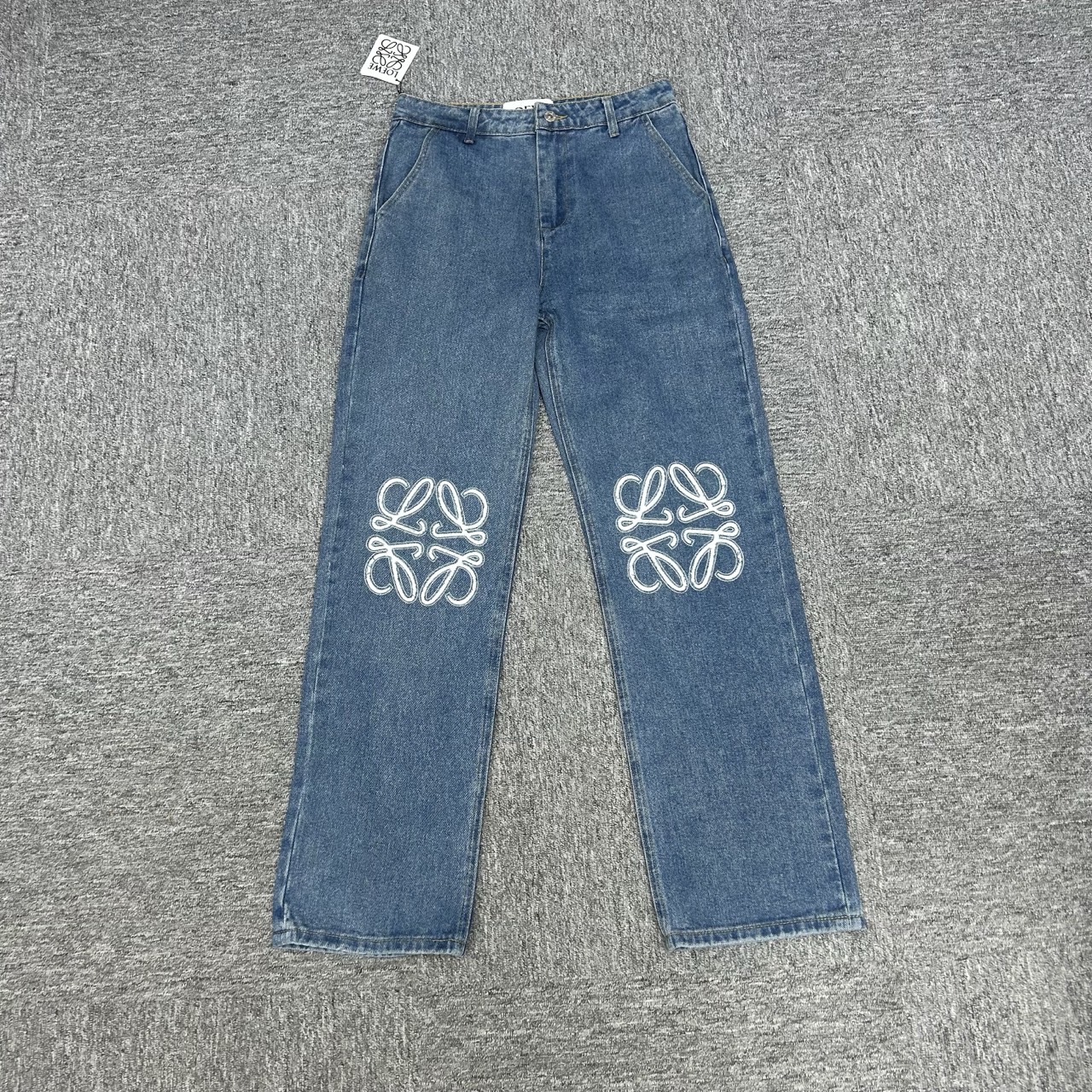 c3decedaf8353.jpg