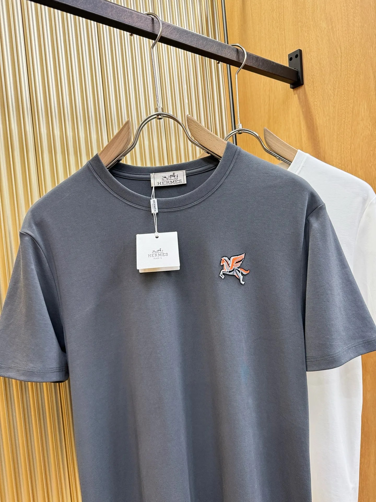 에르메스 2026 신상 반팔 티셔츠 - 상세 이미지 2