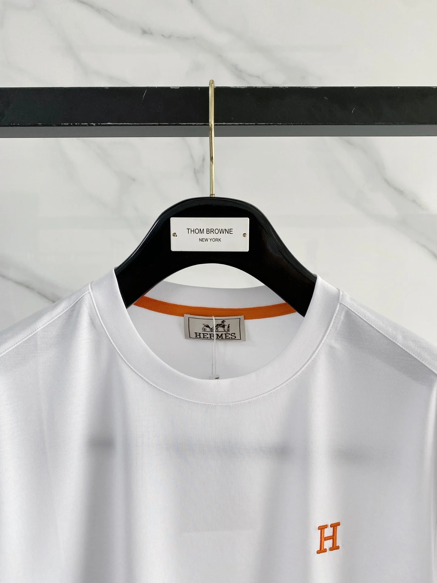 에르메스의 최신 남성용 크루넥 반팔 셔츠 - 상세 이미지 2