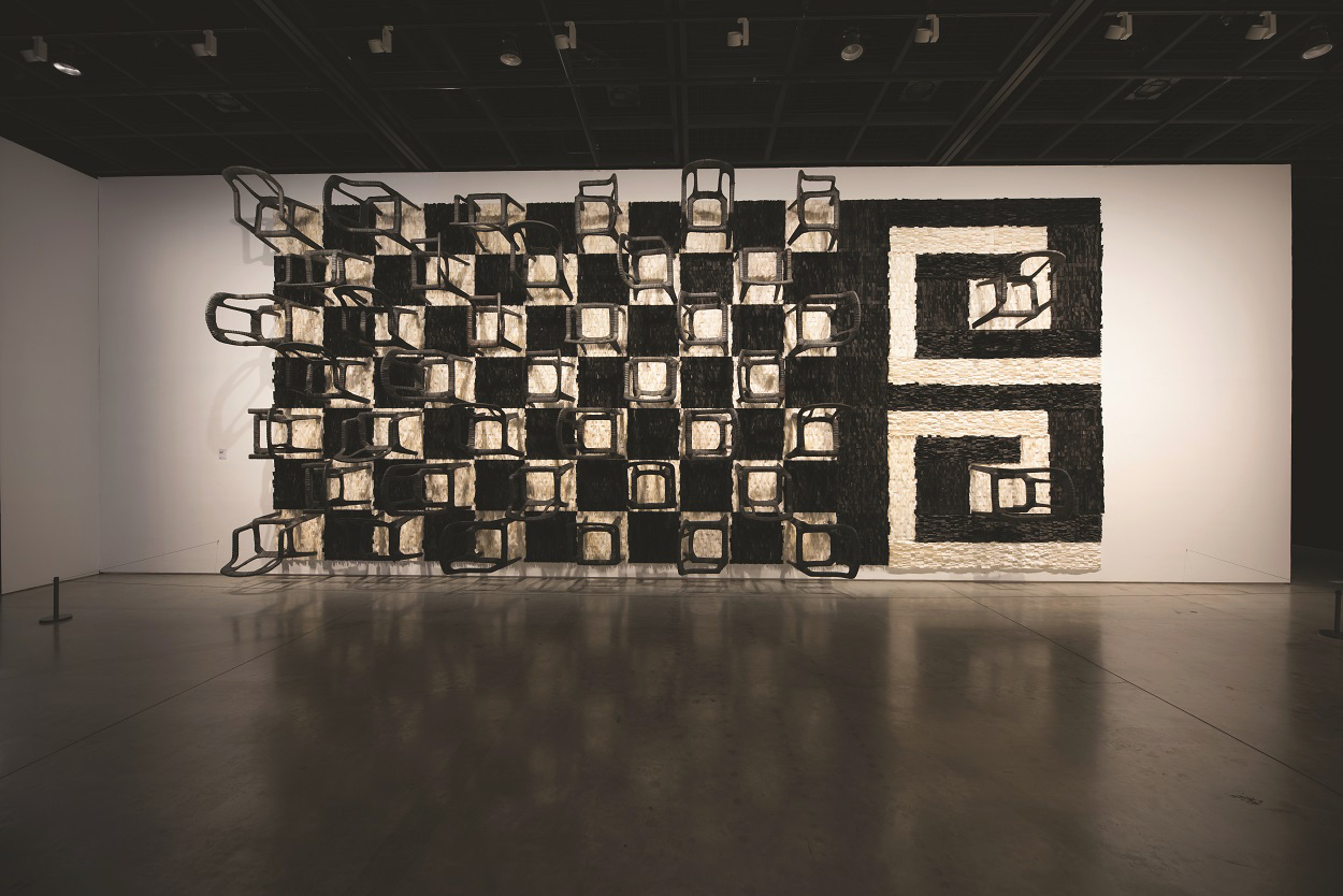 무위지예(無爲紙藝), 840×540㎝, Mixed media on panel, 2020. 메이드 인 대구Ⅱ, 대구미술관 전시장면. 통인화랑제공