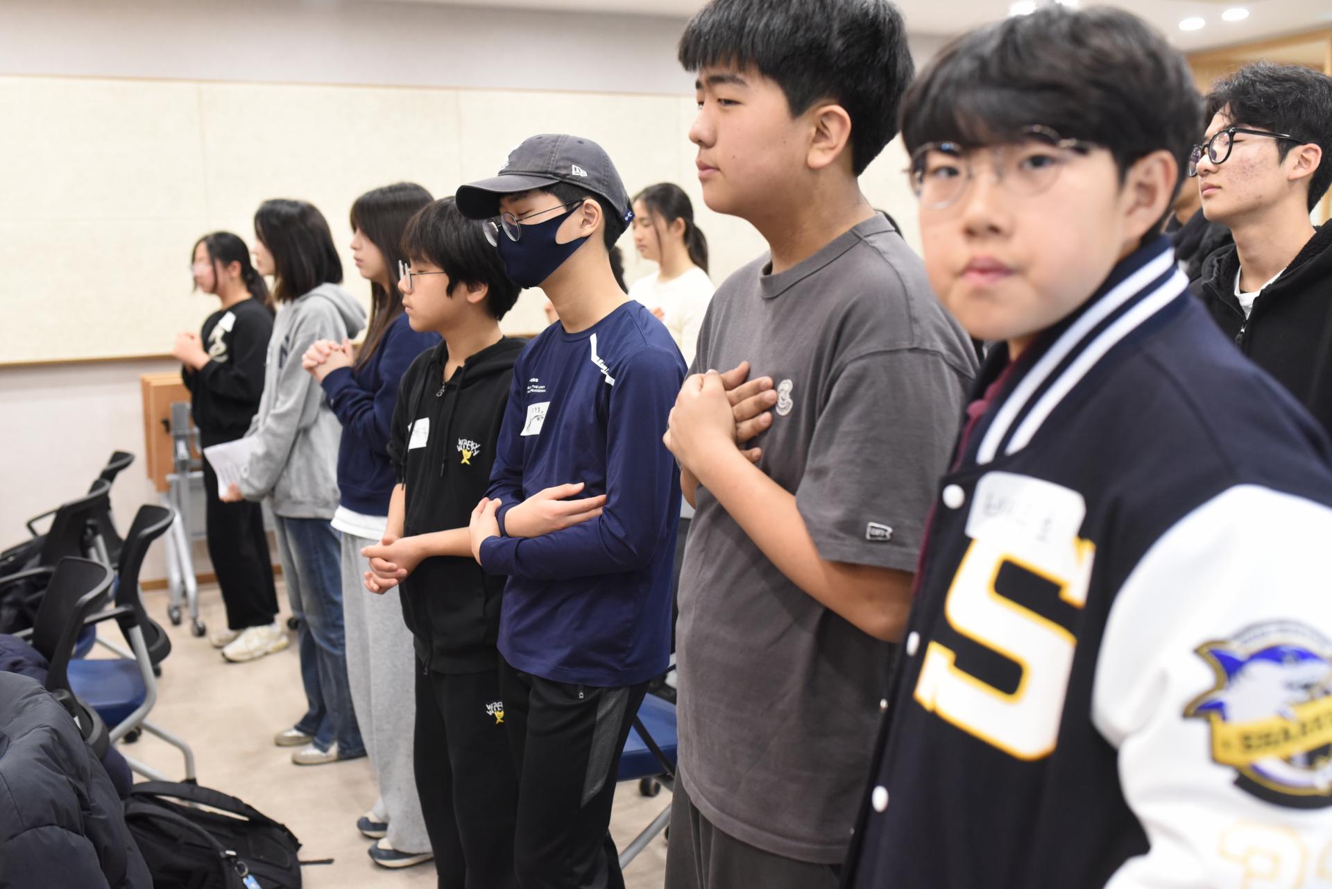 14237811d3d9d.jpg