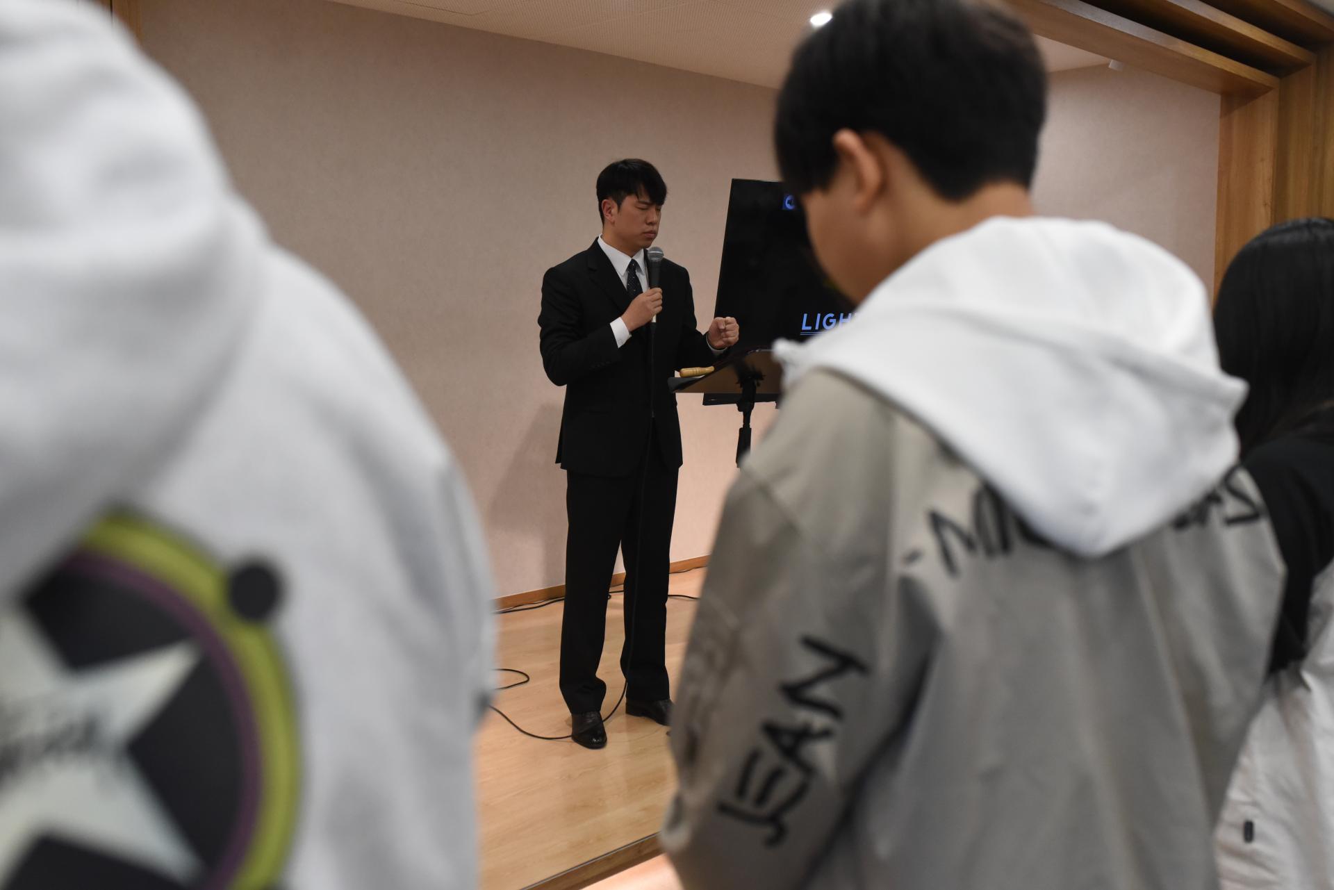 254b982b9aed8.jpg