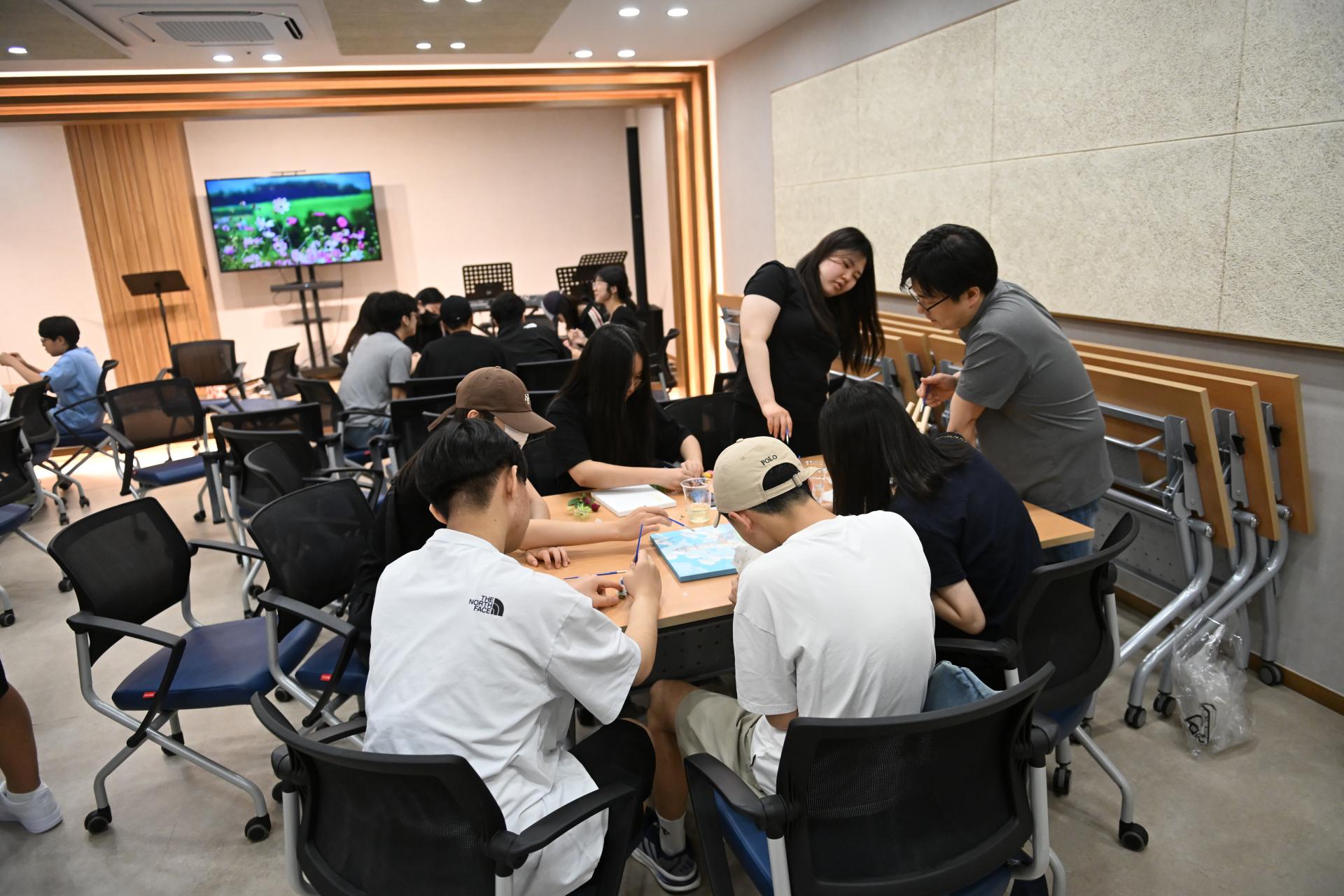 2f487c7315348.jpg
