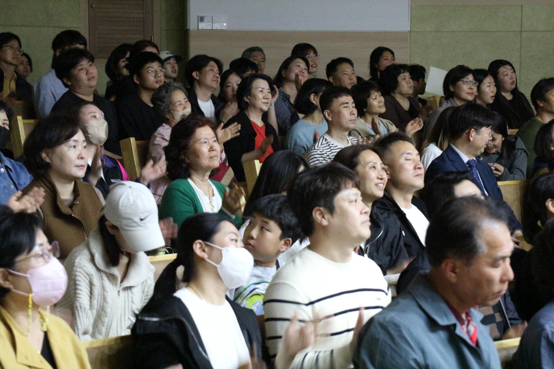 377647aa62abe.jpg
