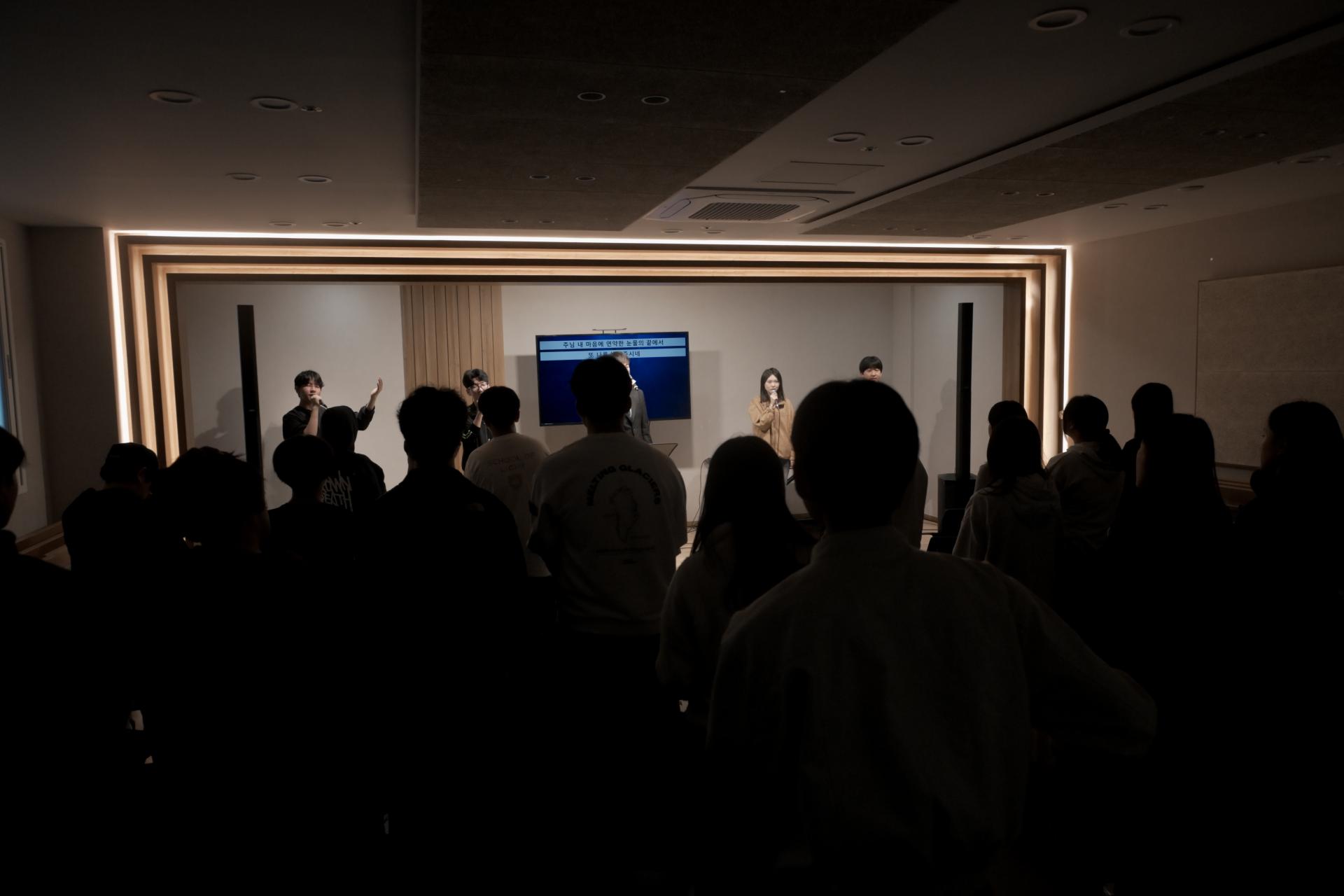 a2c9954963d27.jpg