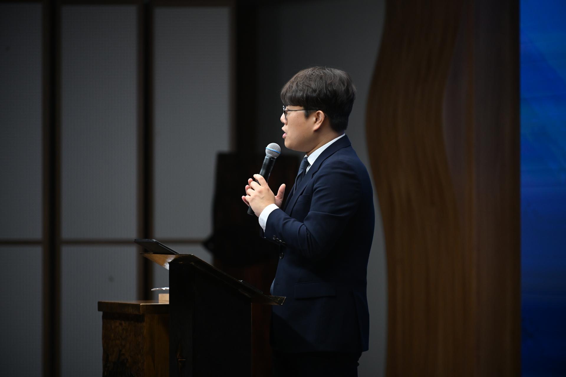 df894001be8d9.jpg