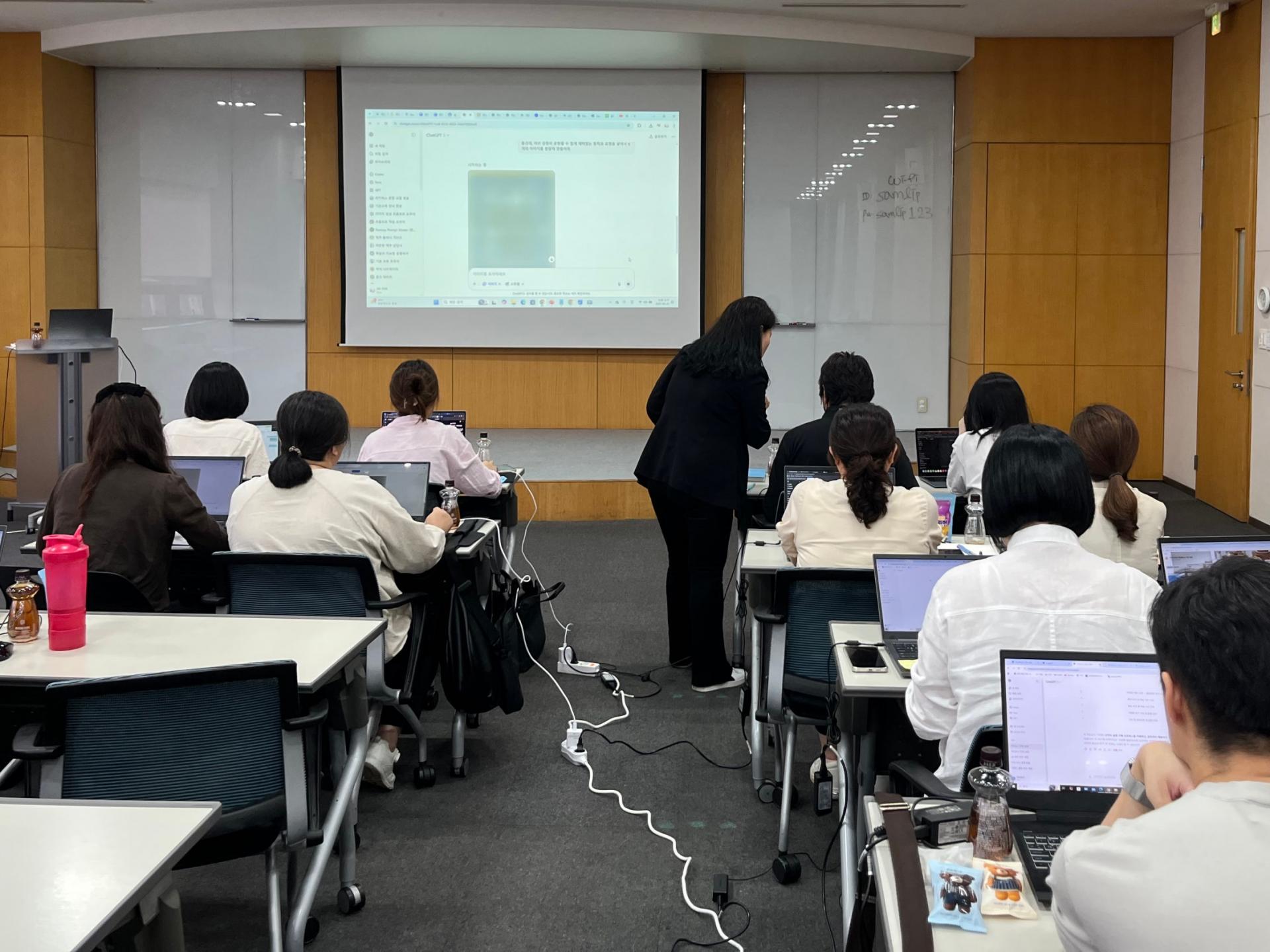 ChatGPT 업무 활용 사례