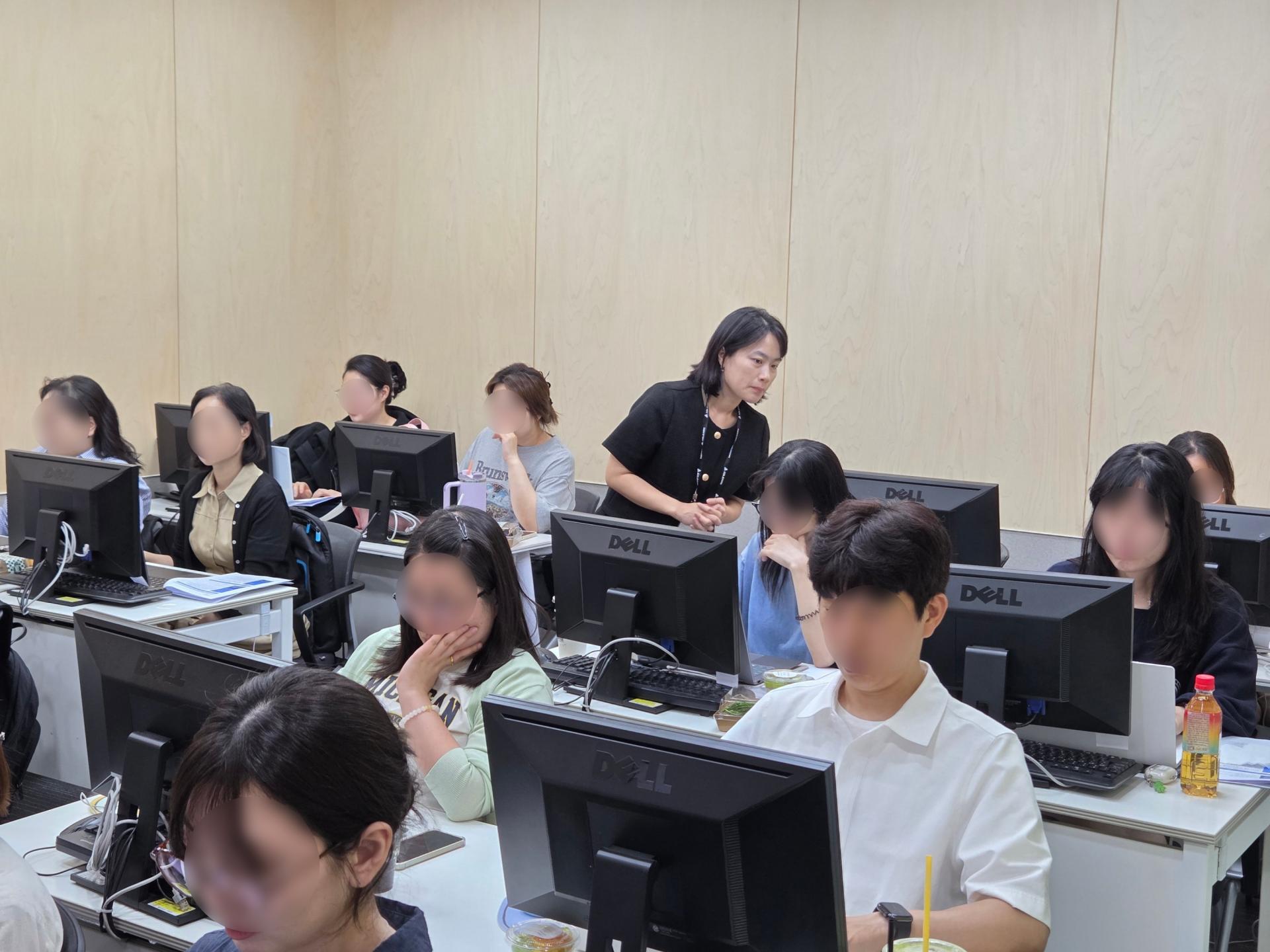 업무 자동화 교육 현장 사진