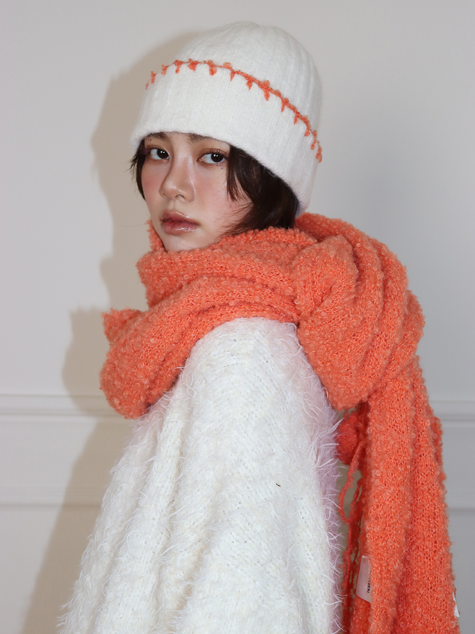 Suri Alpaca Maxi Black Coat with Shearling Collar | SENTALER