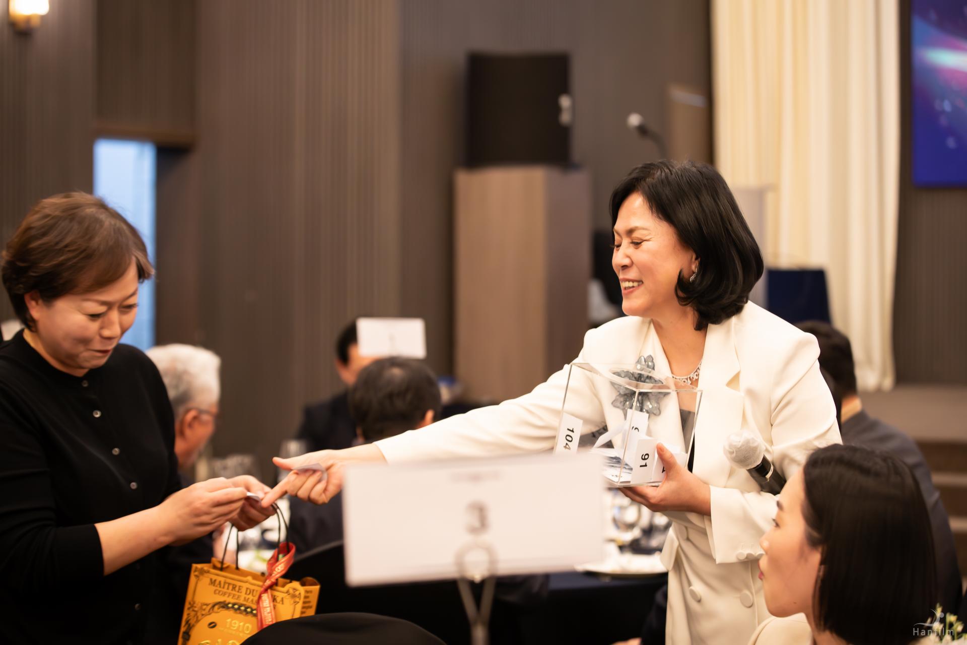 51d4c10be40a8.jpg
