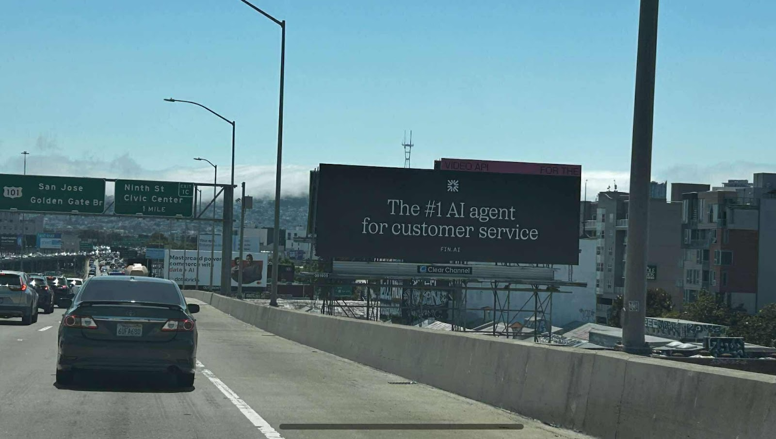 텍스트, 야외, 하늘, 도로이(가) 표시된 사진    AI 생성 콘텐츠는 정확하지 않을 수 있습니다.