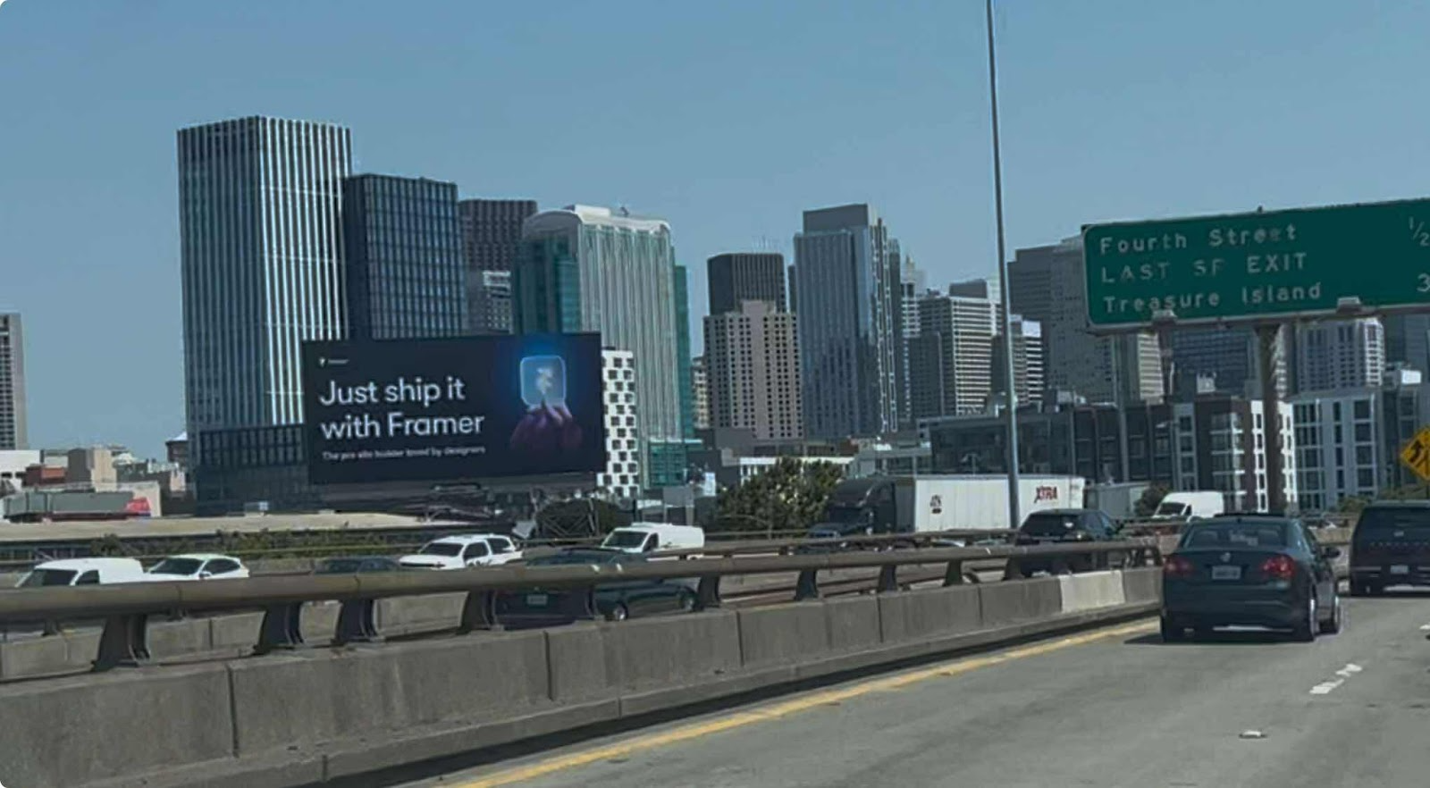 텍스트, 야외, 도로, 하늘이(가) 표시된 사진    AI 생성 콘텐츠는 정확하지 않을 수 있습니다.