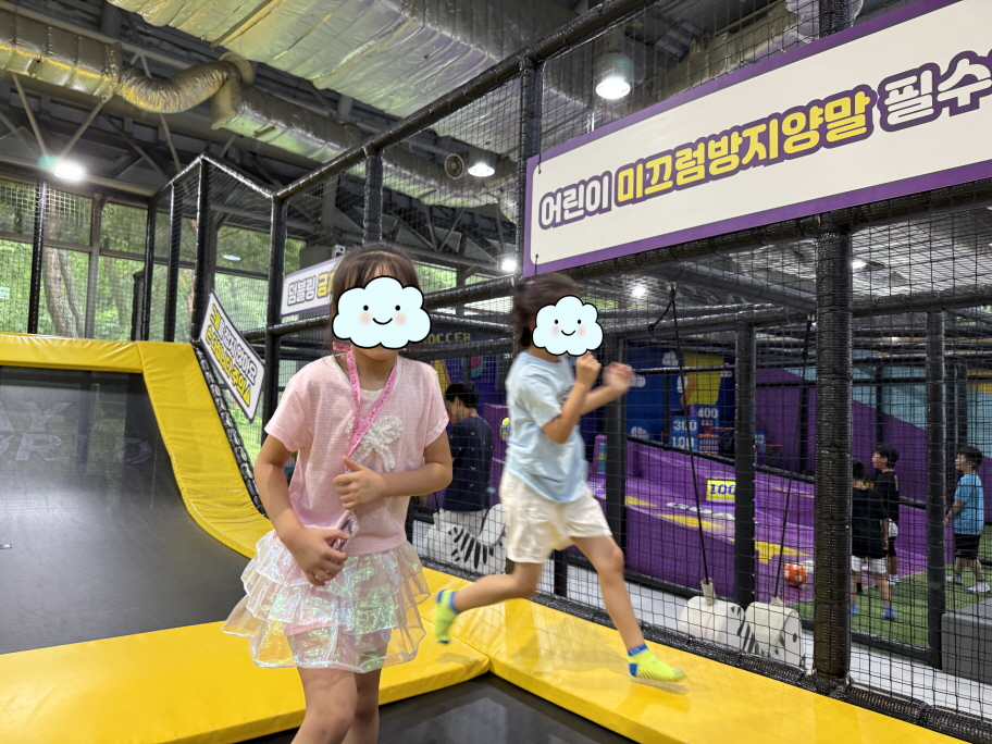 b76cb24049d34.jpg