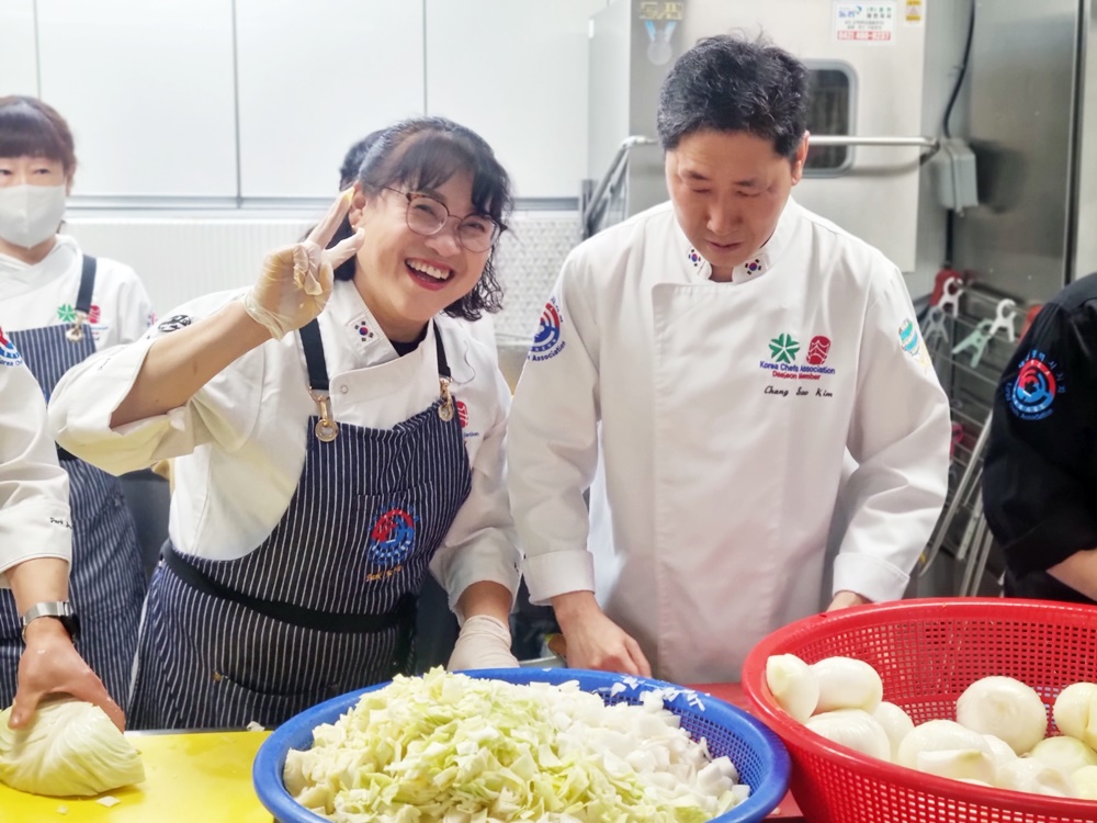 한국조리사협회중앙회 대전지부, 빨간짜장 나눔 : 중리종합사회복지관