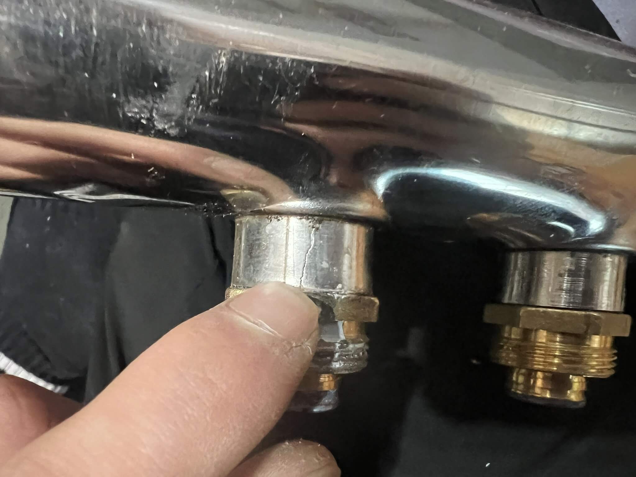 외벽 누수 공사