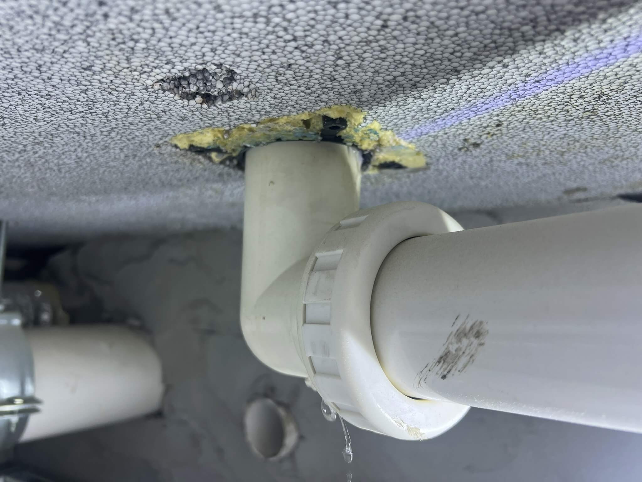 아파트 천장 누수