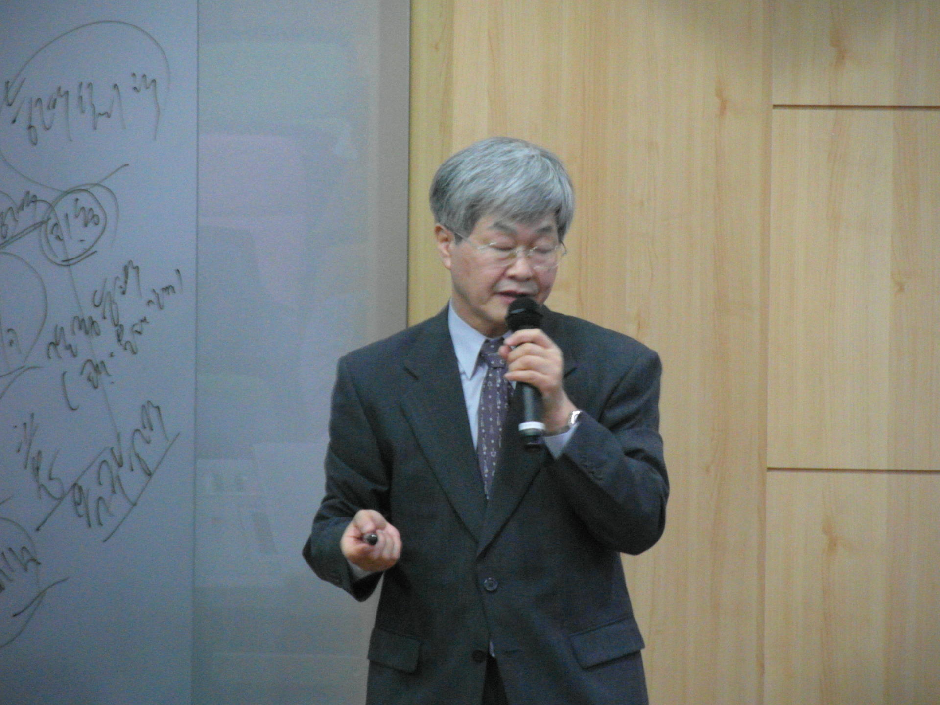 197dfe595129f.jpg