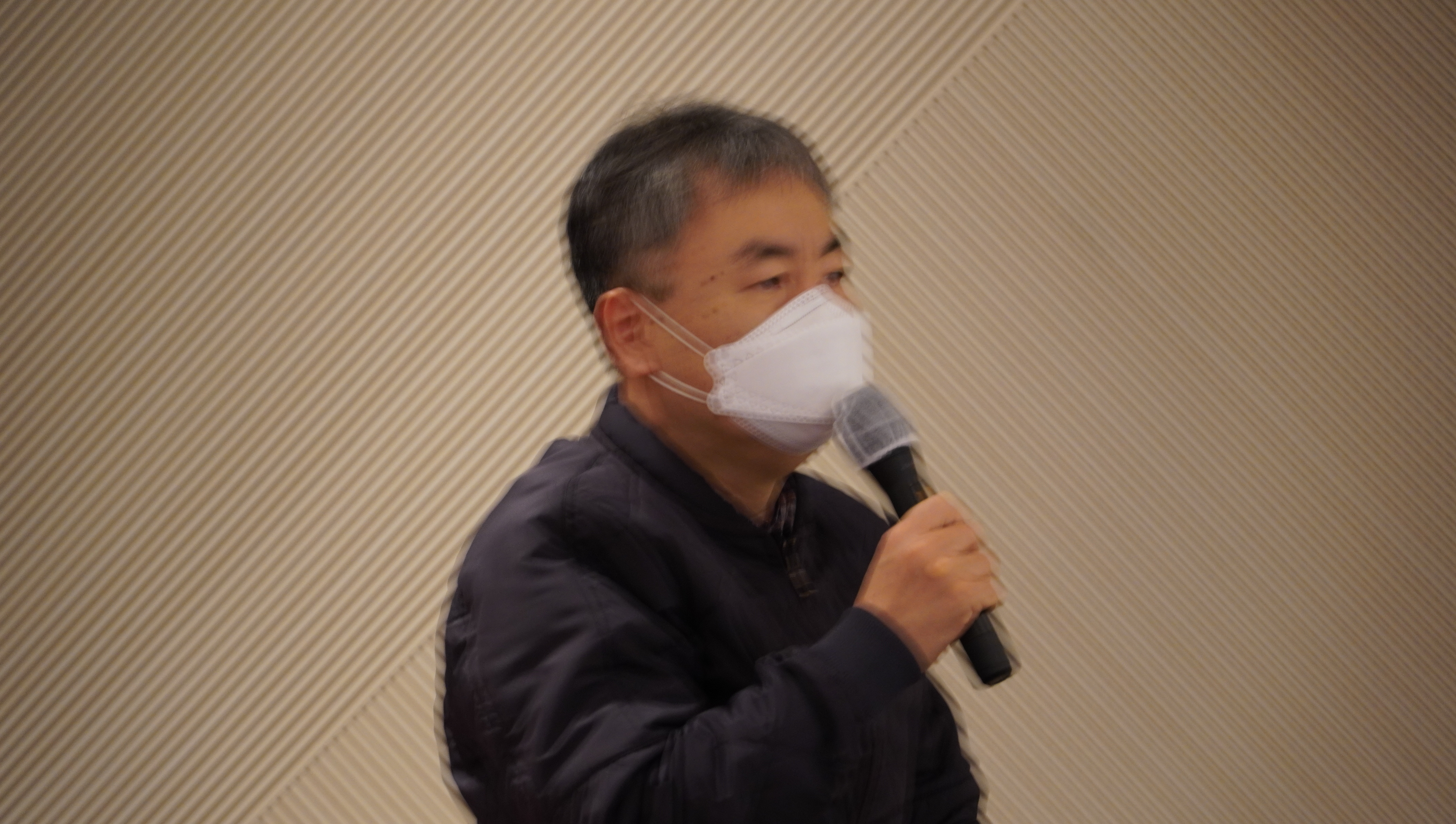 8682d4c65741e.jpg