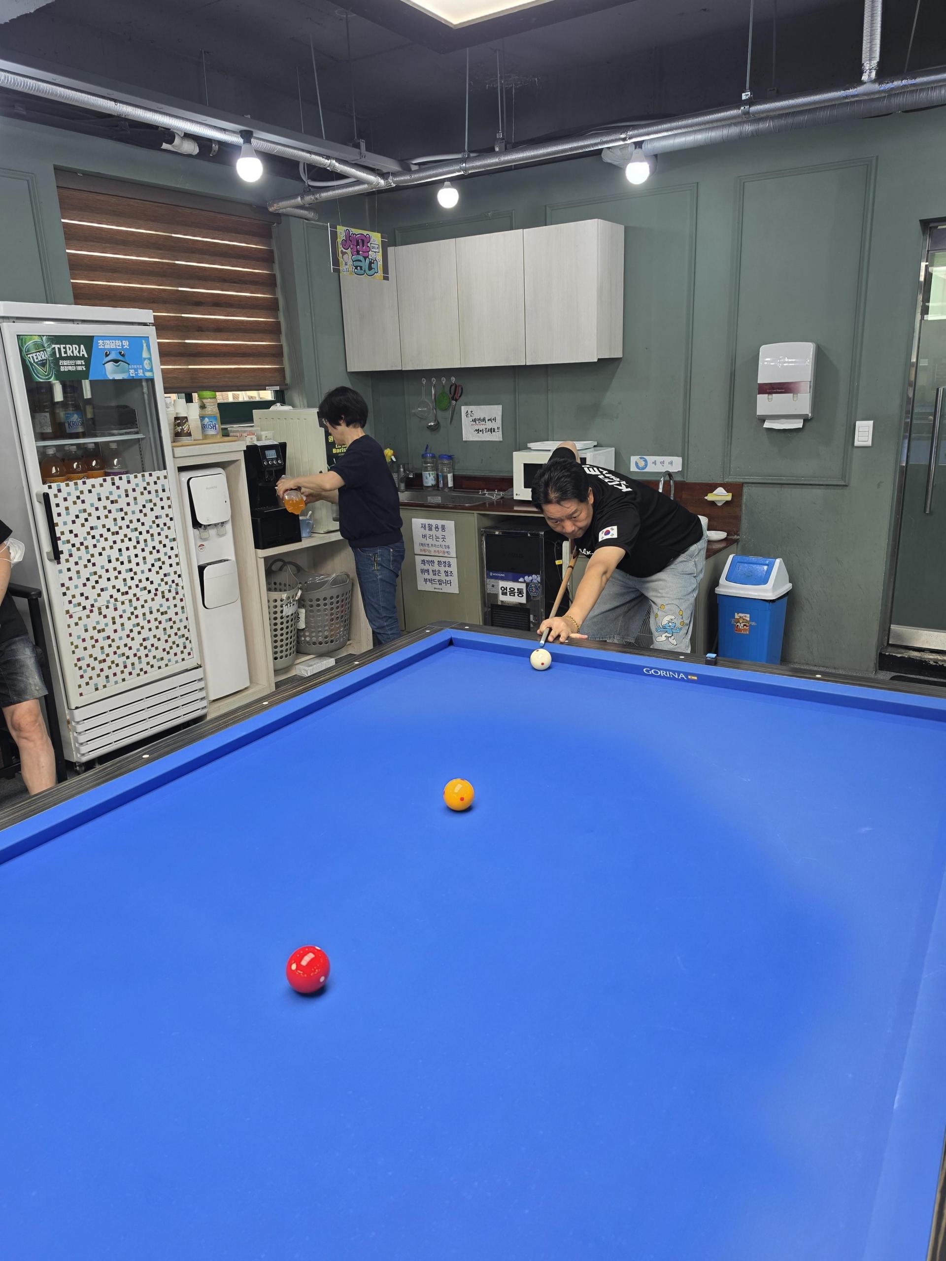 90ed721afc44f.jpg