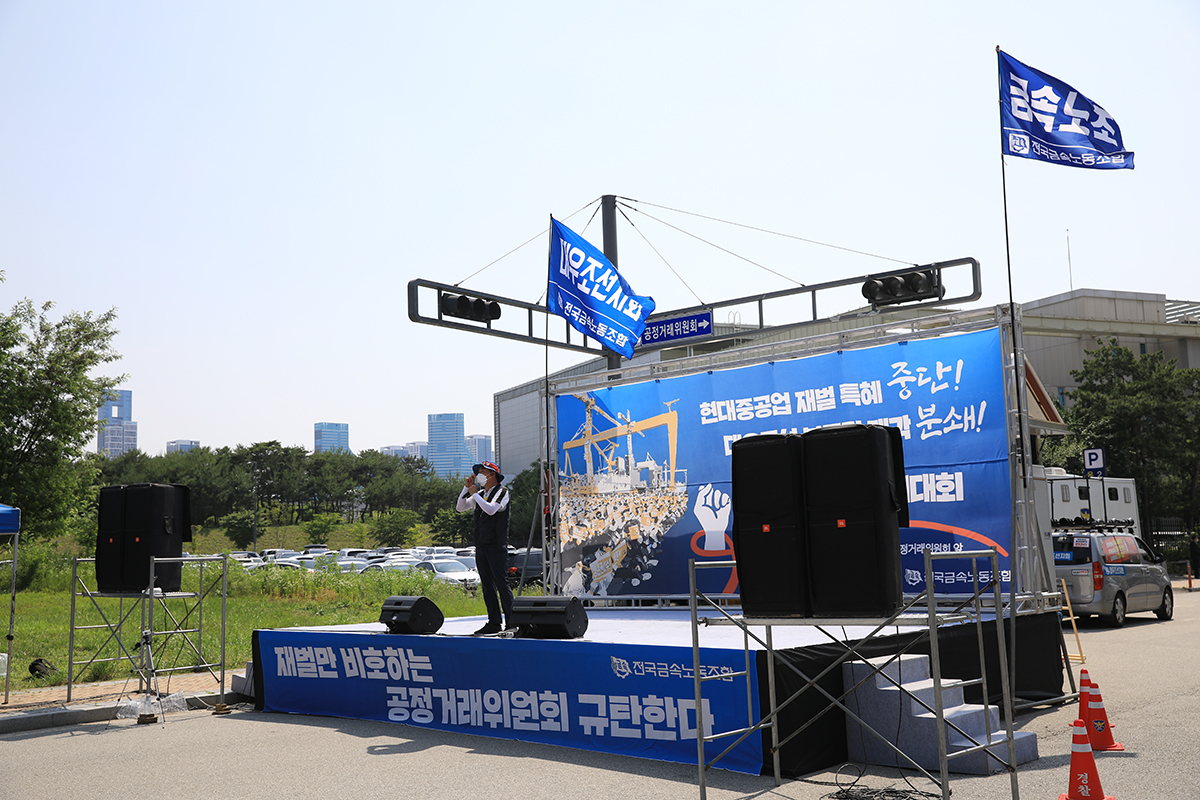 e090046239ebc.jpg