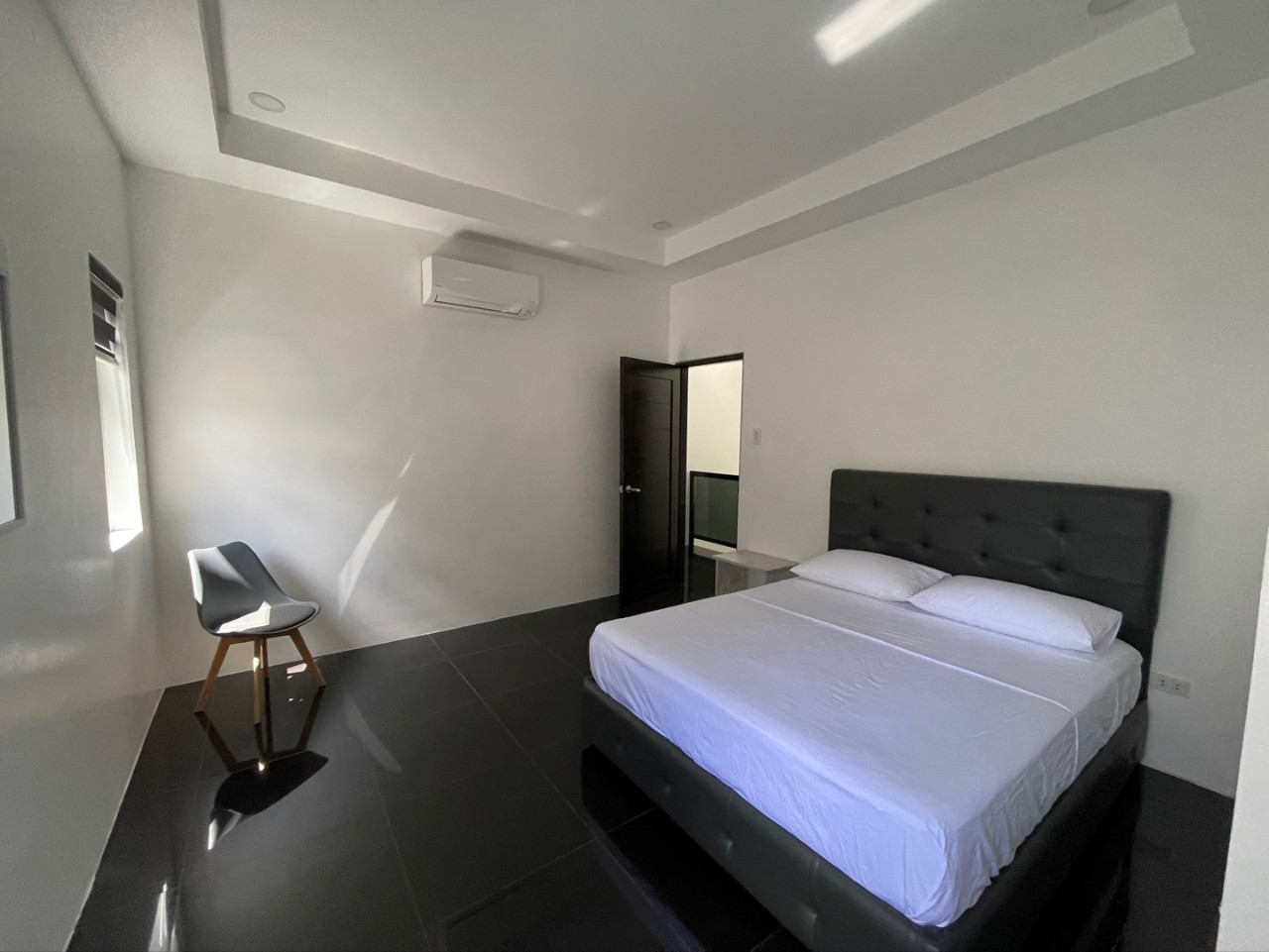 d251a80b0d503.jpg