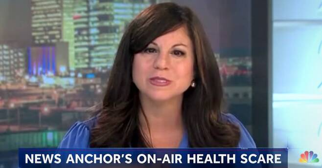 미국 오클라호마주 털사 지역방송국 KJRH의 줄리 친 앵커가 3일(현지시간) 주말 아침 뉴스에서 스크립트를 읽다가 갑자기 말을 더듬기 시작했다. 사진 KJRH 캡처