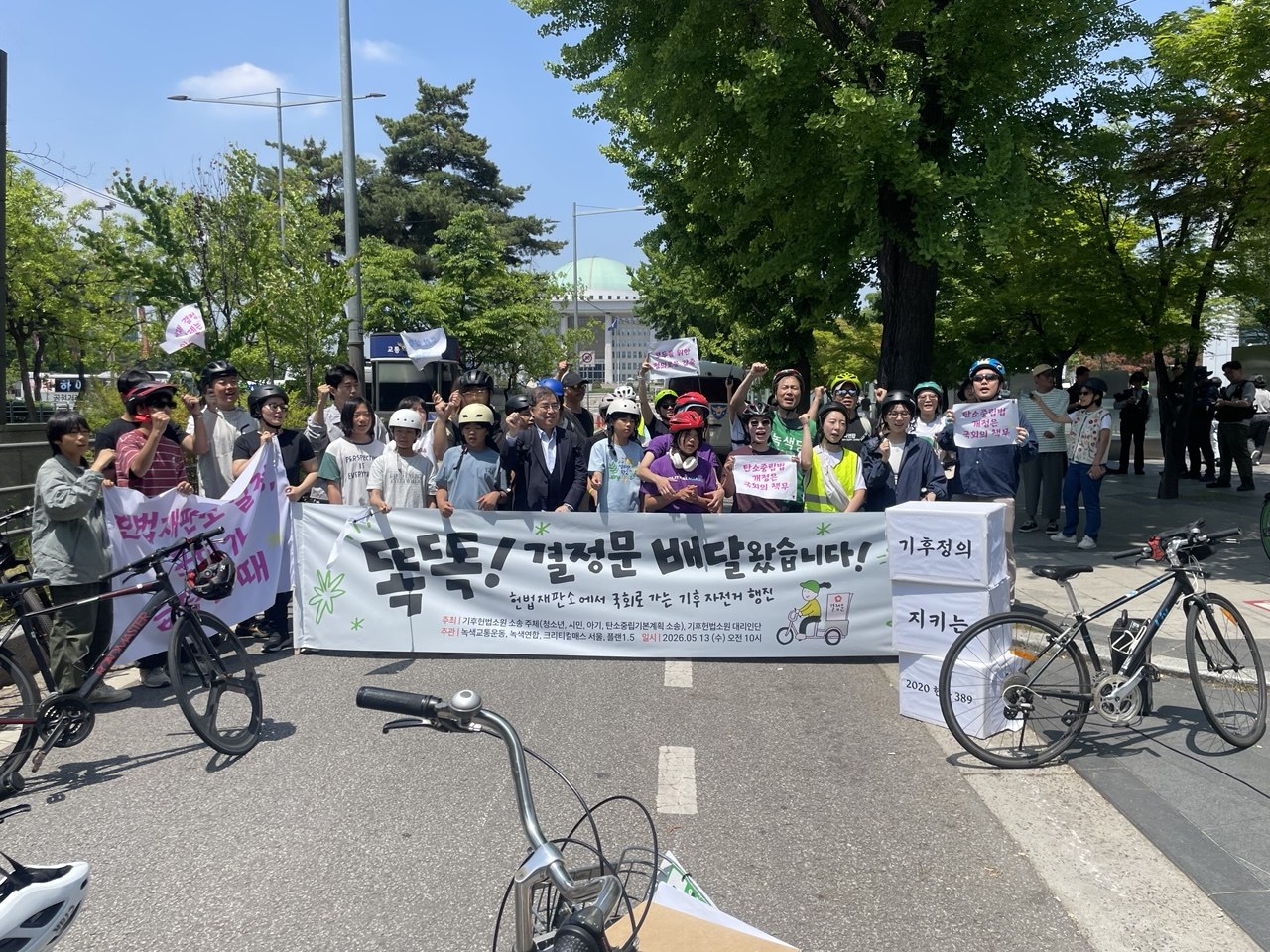 3df85cc70acef.jpg
