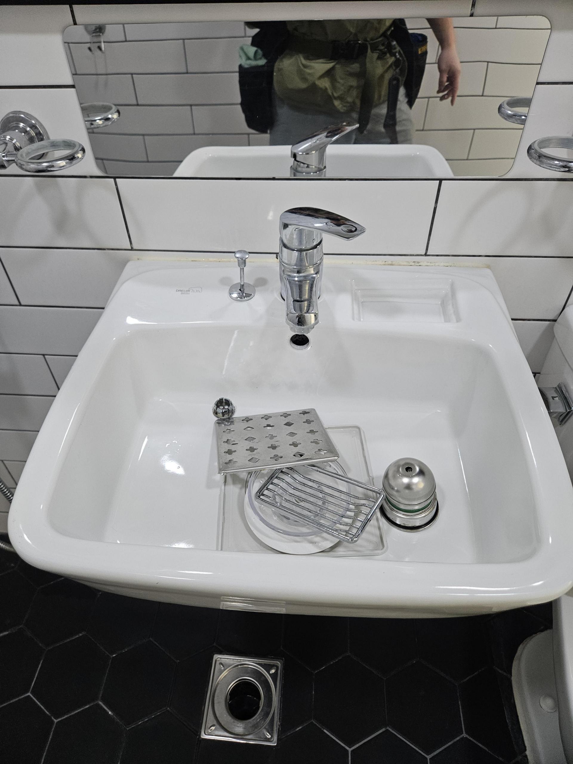 ff5bf95d52401.jpg