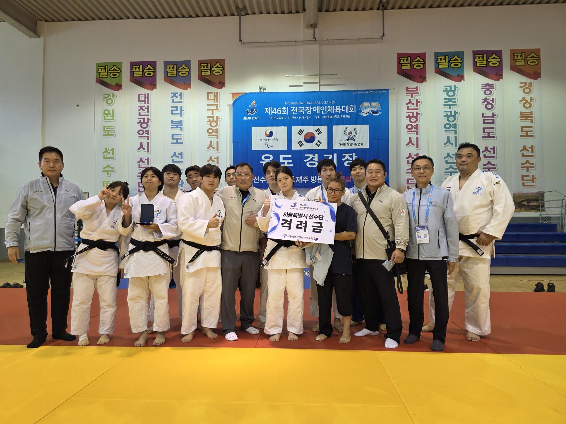 d3f43175af010.jpg