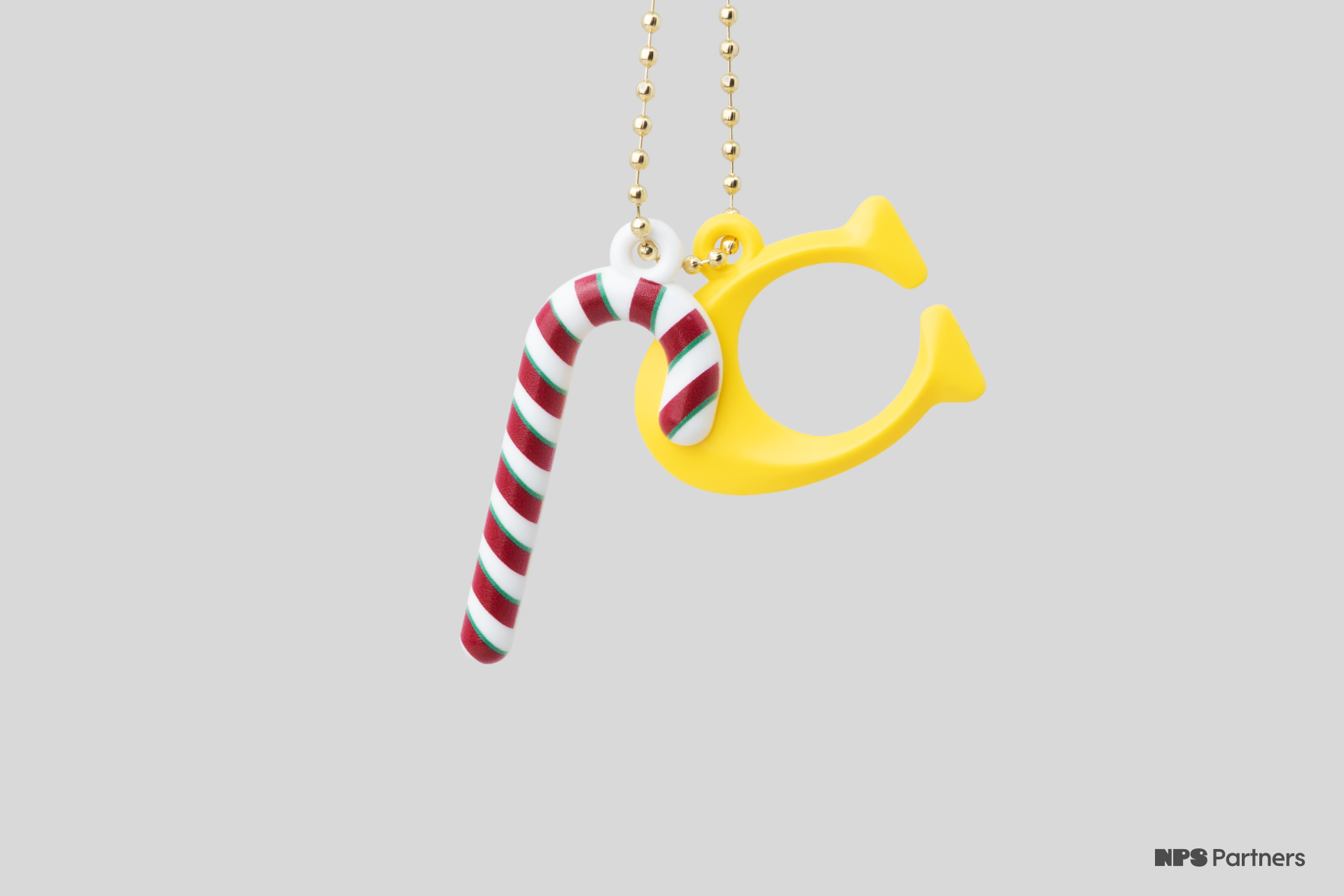 3_2비율_11_비카인드_코치 키링_제품_3캔디.png