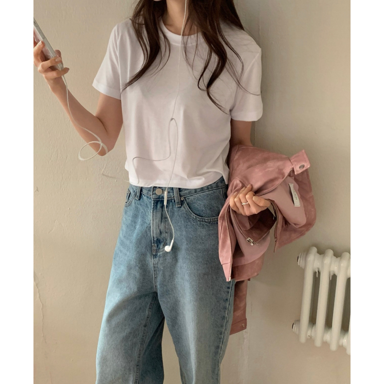 아더 반팔 크롭 티셔츠 사계절 기본템 베이직템