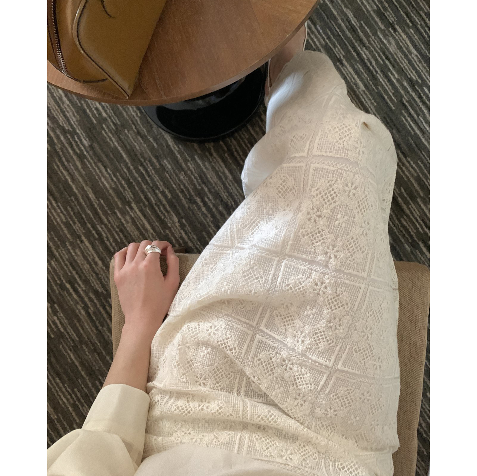 스퀘어 레이스 자수 에이치 라인 롱스커트