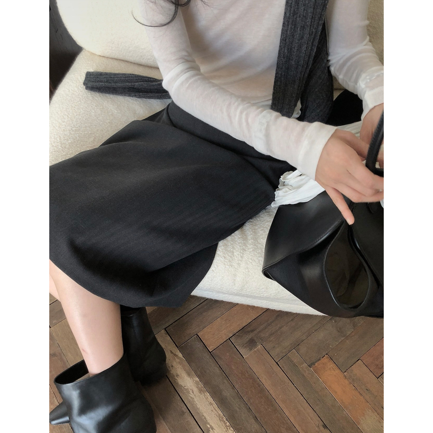 26FW 르버터 피렌체 미디 스커트 하이퀄리티