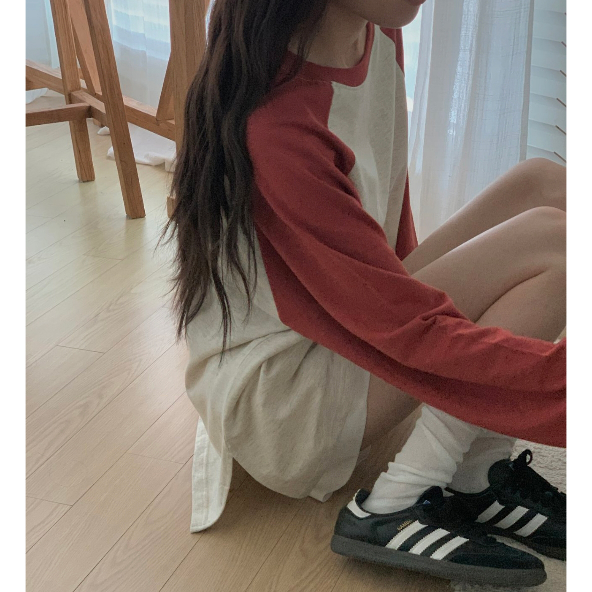 엘리 배색 나그랑 루즈핏 티셔츠 박스티