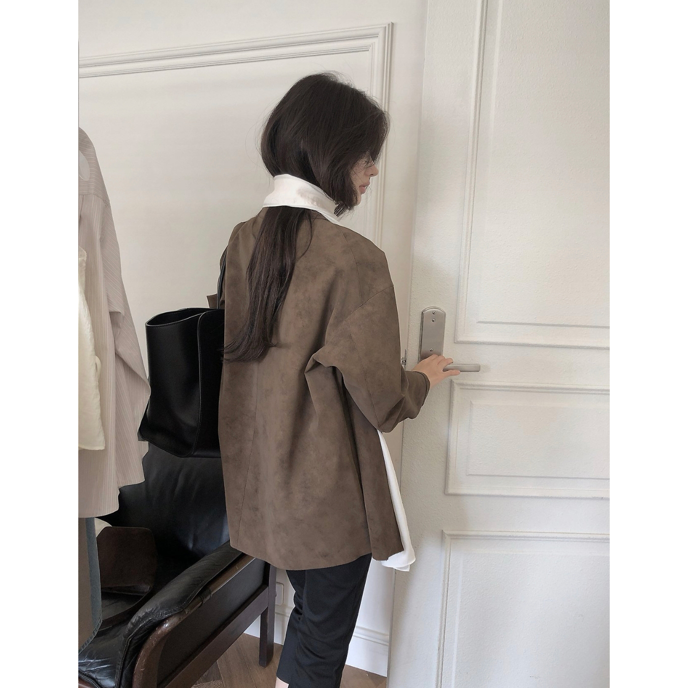 26FW 니드 루즈핏 스웨이드 하프 코트
