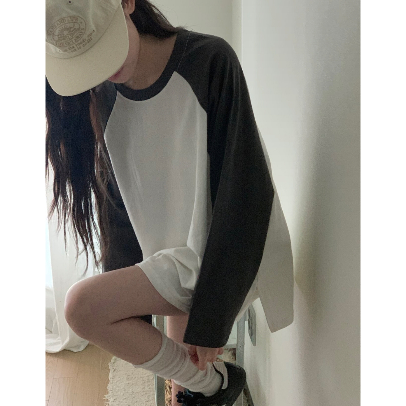 엘리 배색 나그랑 루즈핏 티셔츠 박스티