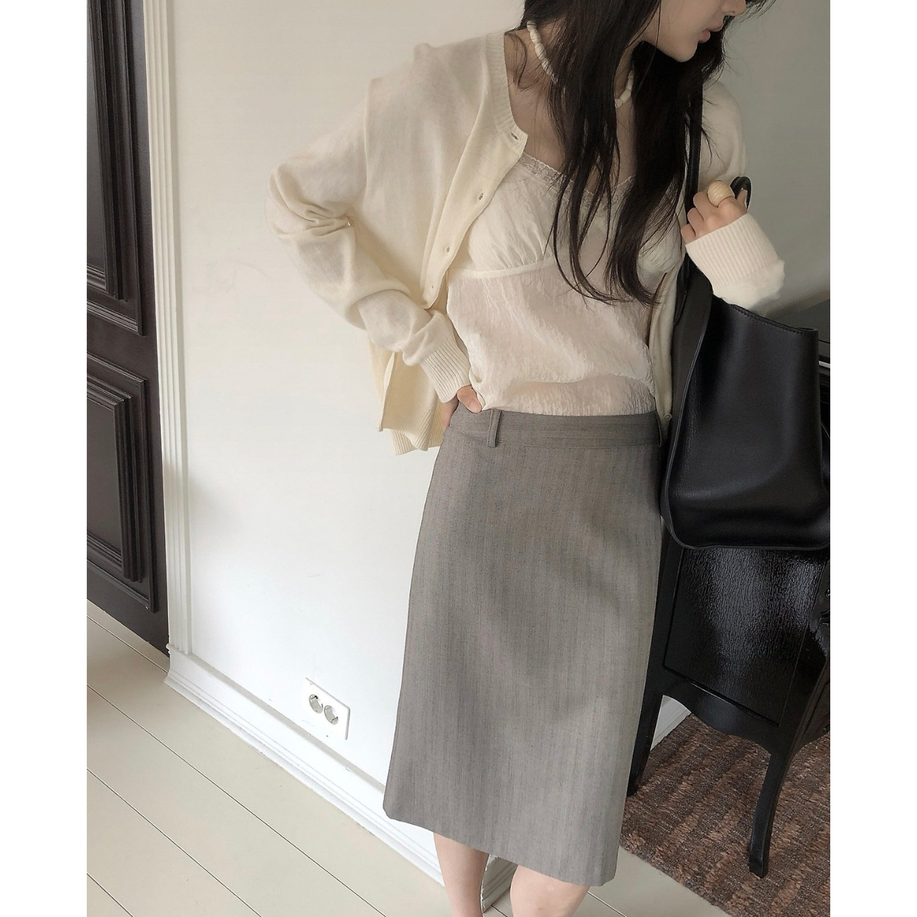 26FW 르버터 피렌체 미디 스커트 하이퀄리티