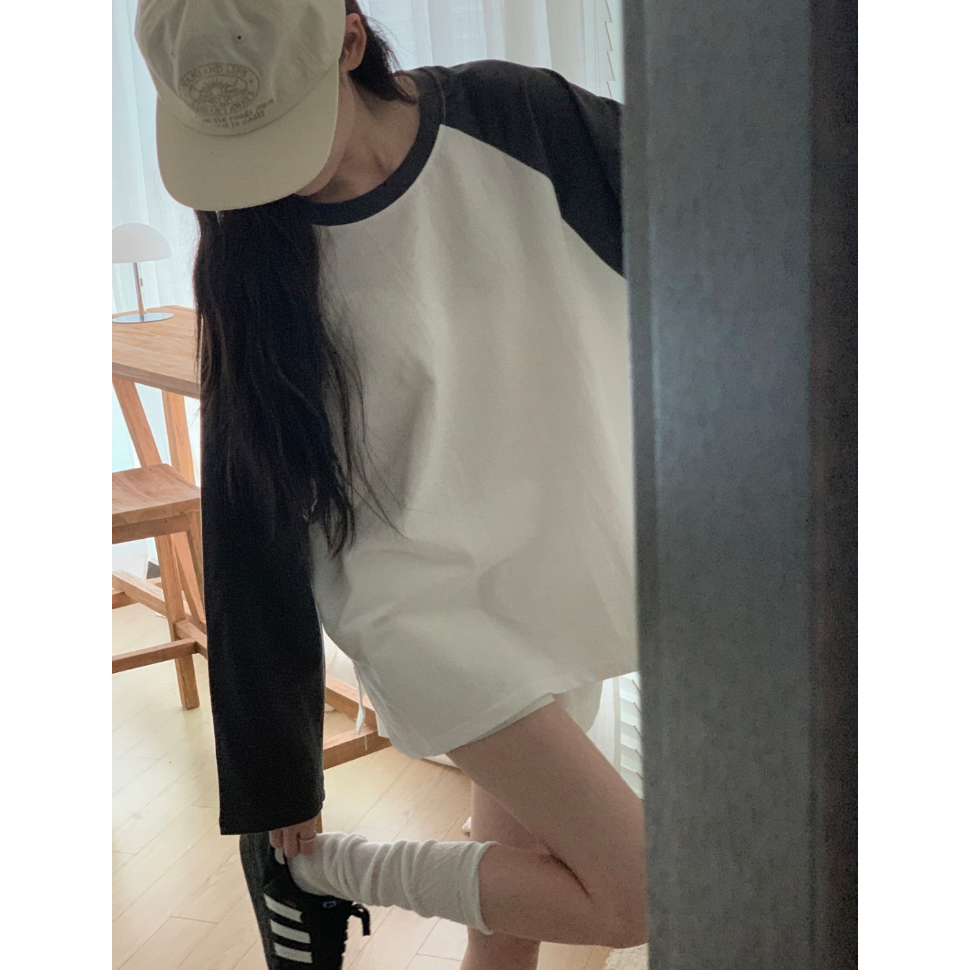 엘리 배색 나그랑 루즈핏 티셔츠 박스티