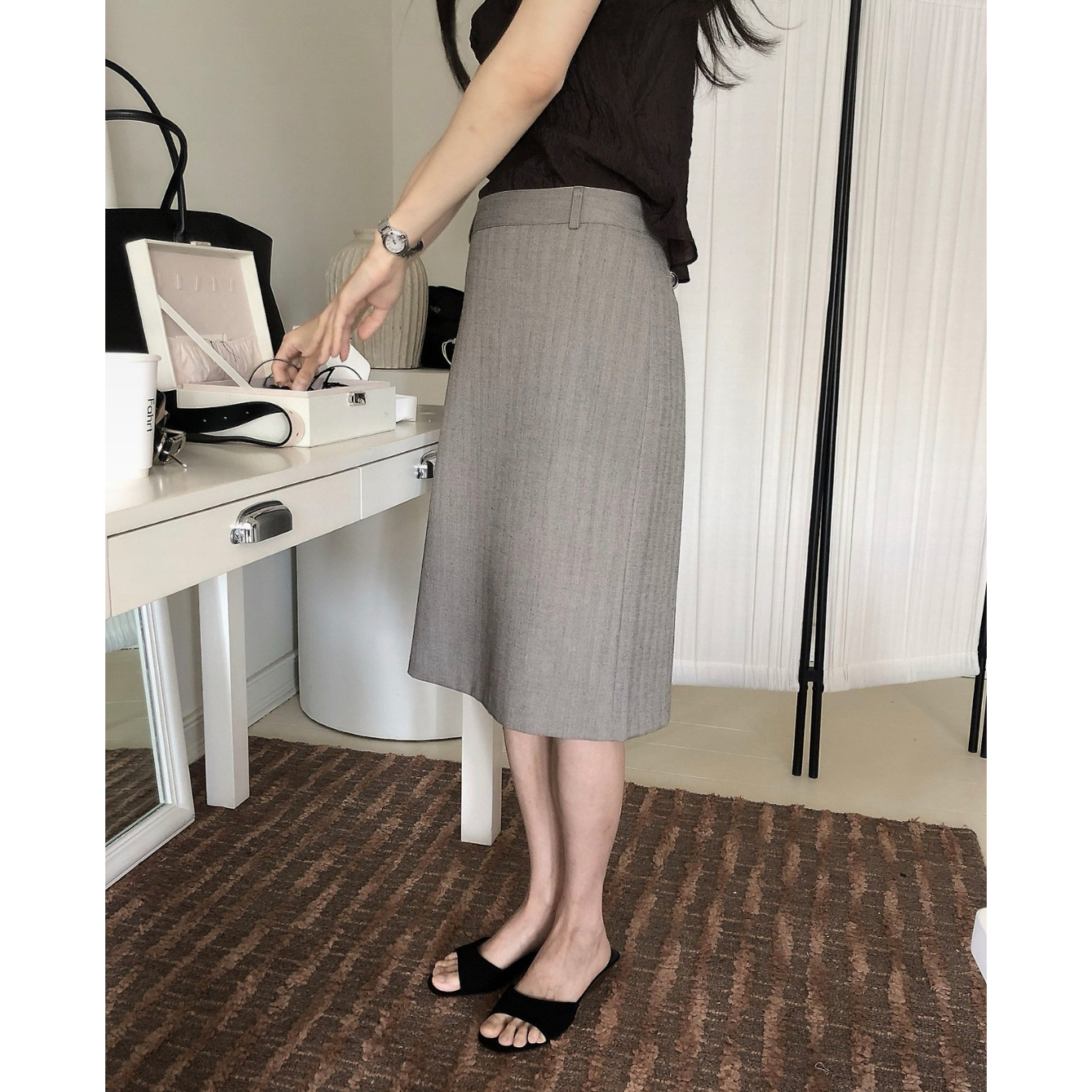 26FW 르버터 피렌체 미디 스커트 하이퀄리티