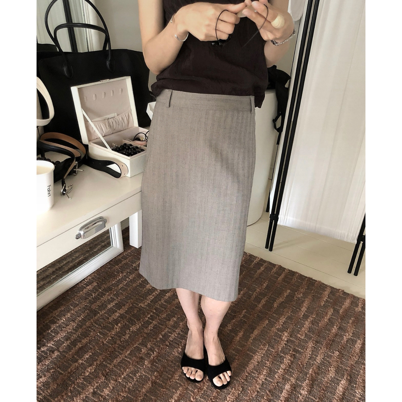 26FW 르버터 피렌체 미디 스커트 하이퀄리티
