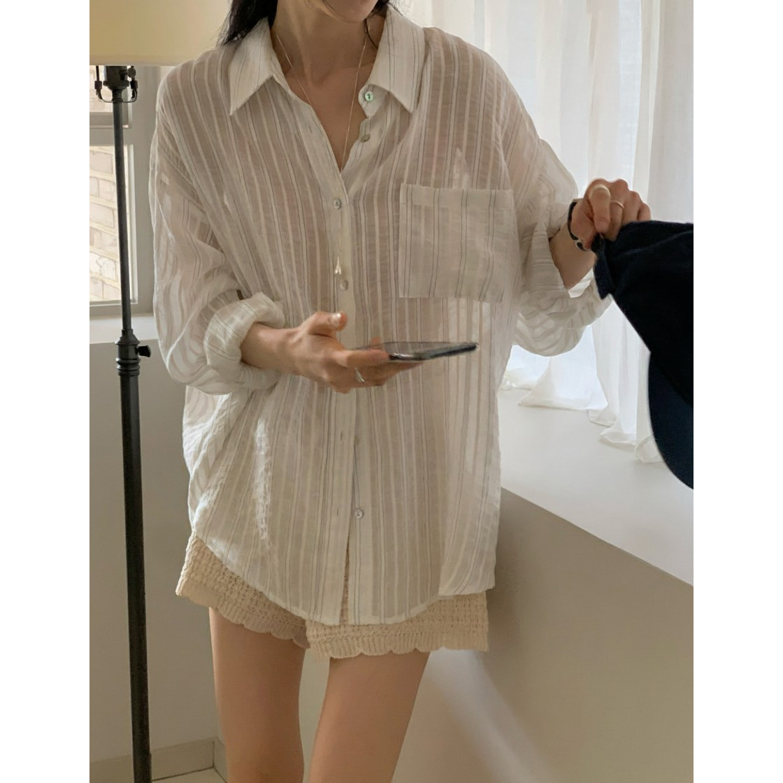 리피 여름 긴팔 스트라이프 시스루 셔츠 남방 살안타템