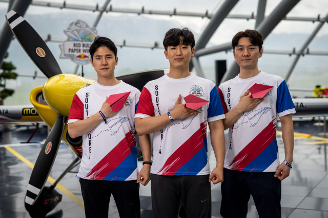 종이비행기 국가대표팀 위플레이